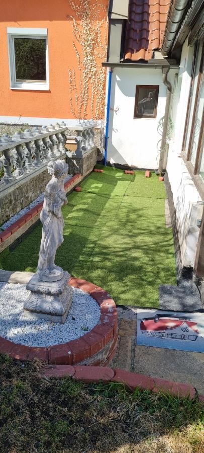 Innenstadtgarten-Wohnung ヴォルフスベルク エクステリア 写真